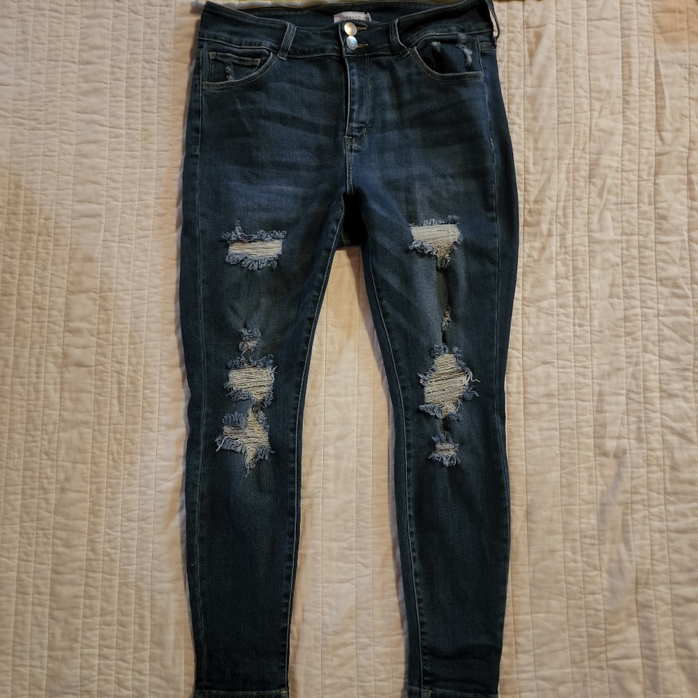 CELLO  sz 14 stretch distressed jeans